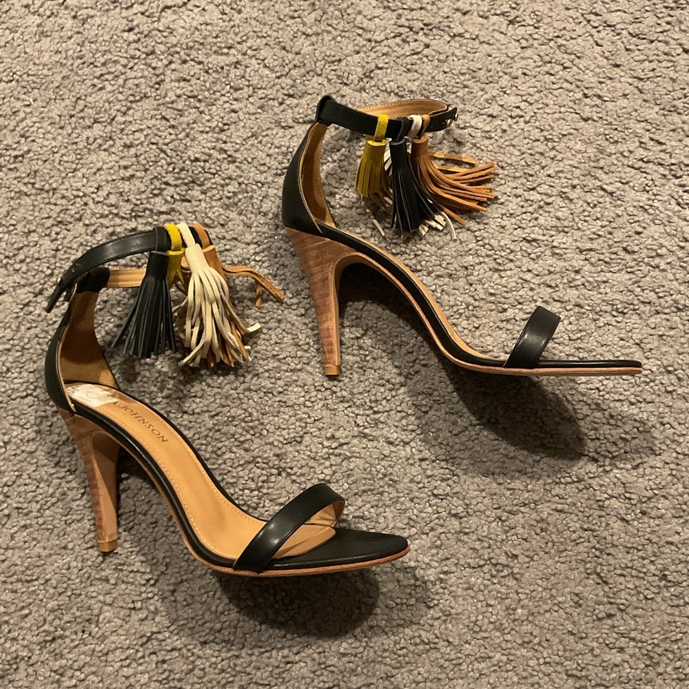 NWT Ulla Johnson Reina Tassel Fringe Black Leather Heels Shoes Sandals sz 40